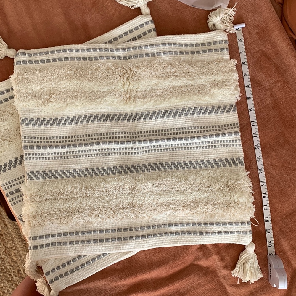 Brand new textured pillow case